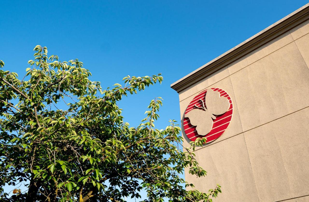 Monarch Hotel & Conference Center Clackamas Εξωτερικό φωτογραφία