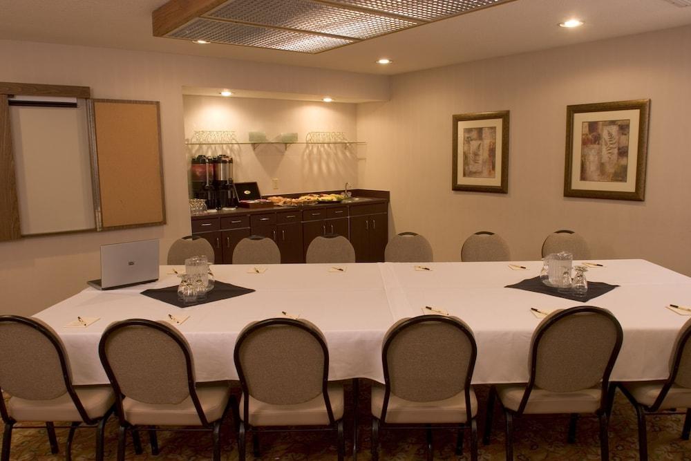 Monarch Hotel & Conference Center Clackamas Εξωτερικό φωτογραφία